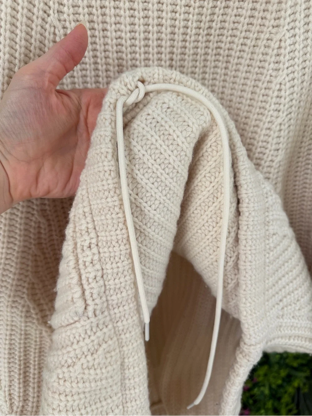 J.Crew Chunky Merino Wool Blend Funnel Neck Sweater | Cream | Size M